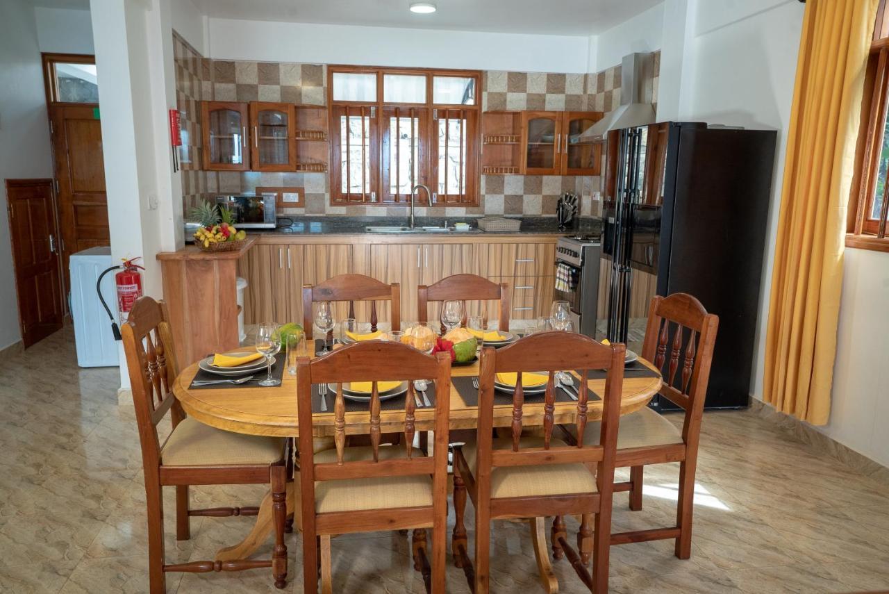 La Belle Residence Self Catering Accommodation Бо Валон Екстериор снимка