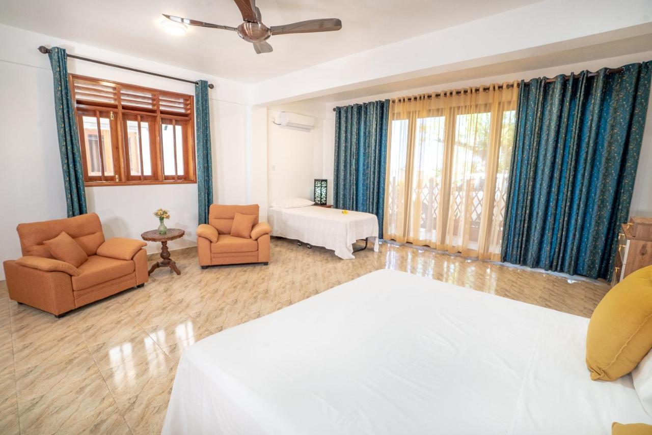 La Belle Residence Self Catering Accommodation Бо Валон Екстериор снимка