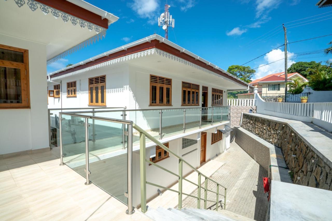 La Belle Residence Self Catering Accommodation Бо Валон Екстериор снимка